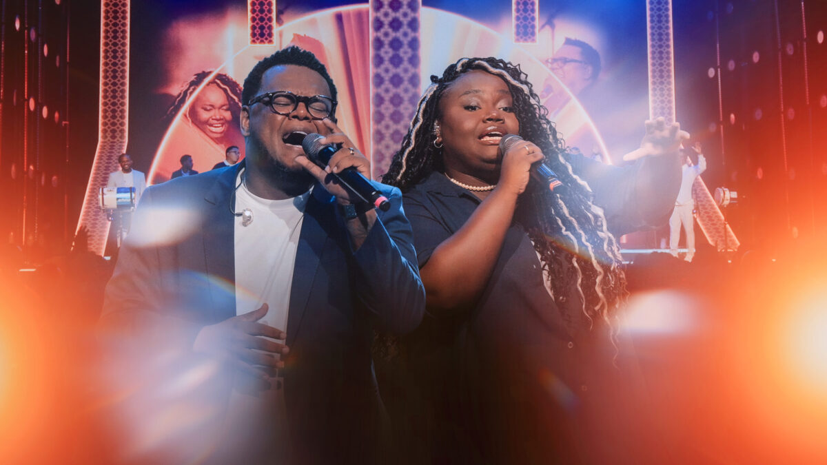 Marcados Pagode Gospel e Kellen Byanca lançam medley “Dono da Promessa / Por Causa Dele”