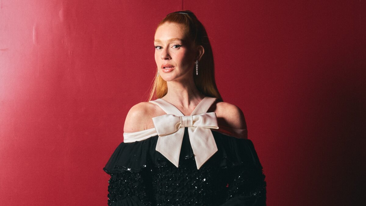 Marina Ruy Barbosa brilha em look deslumbrante de Richard Quinn