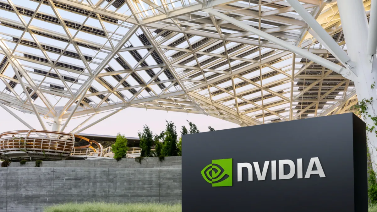 NVIDIA busca US$ 500 bilhões com parcerias para expandir infraestrutura de IA