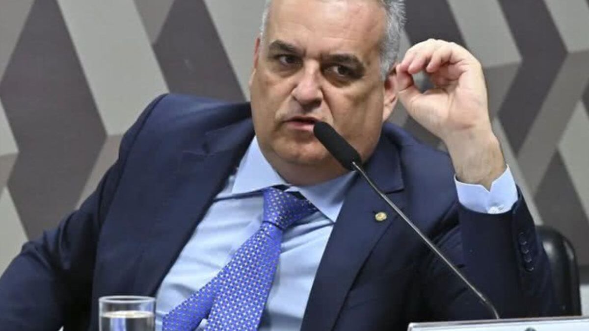 PGR arquiva investigação contra Alfredo Gaspar solicitada por Lindbergh Farias