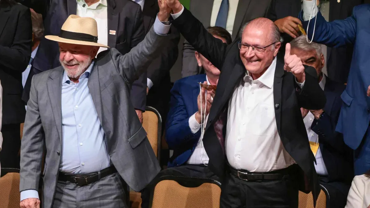 Partido Novo aciona TSE contra chapa Lula-Alckmin por suposto abuso de poder