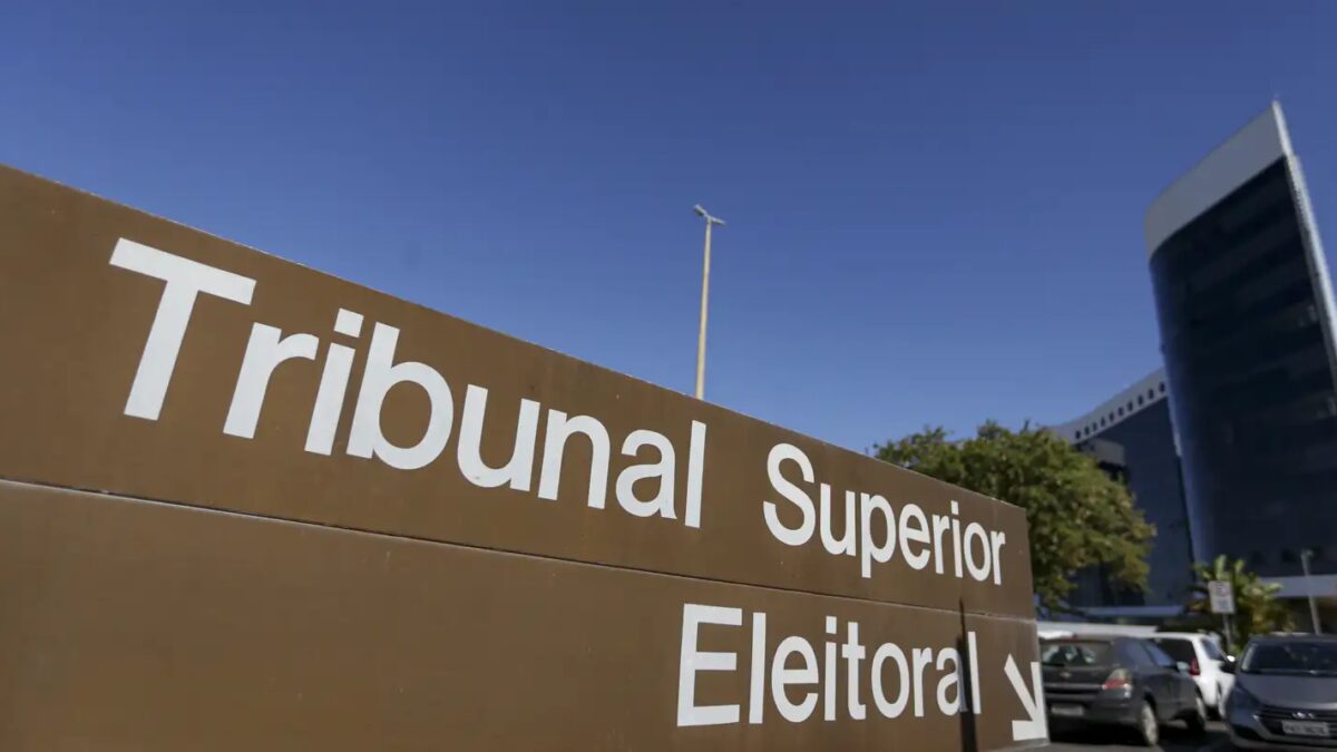 Prazo para solicitar voto em trânsito termina dia 20 de agosto; saiba como fazer