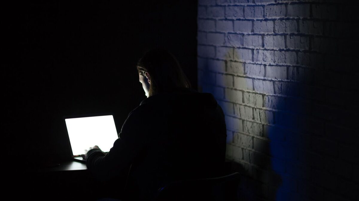 Quatro em cada dez mulheres brasileiras apostam online, revela pesquisa inédita