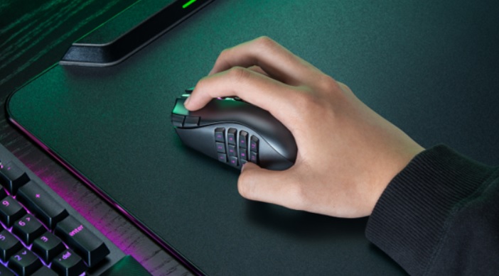 Razer Naga V3 Pro chega como novo mouse gamer para MMOs com personalização avançada