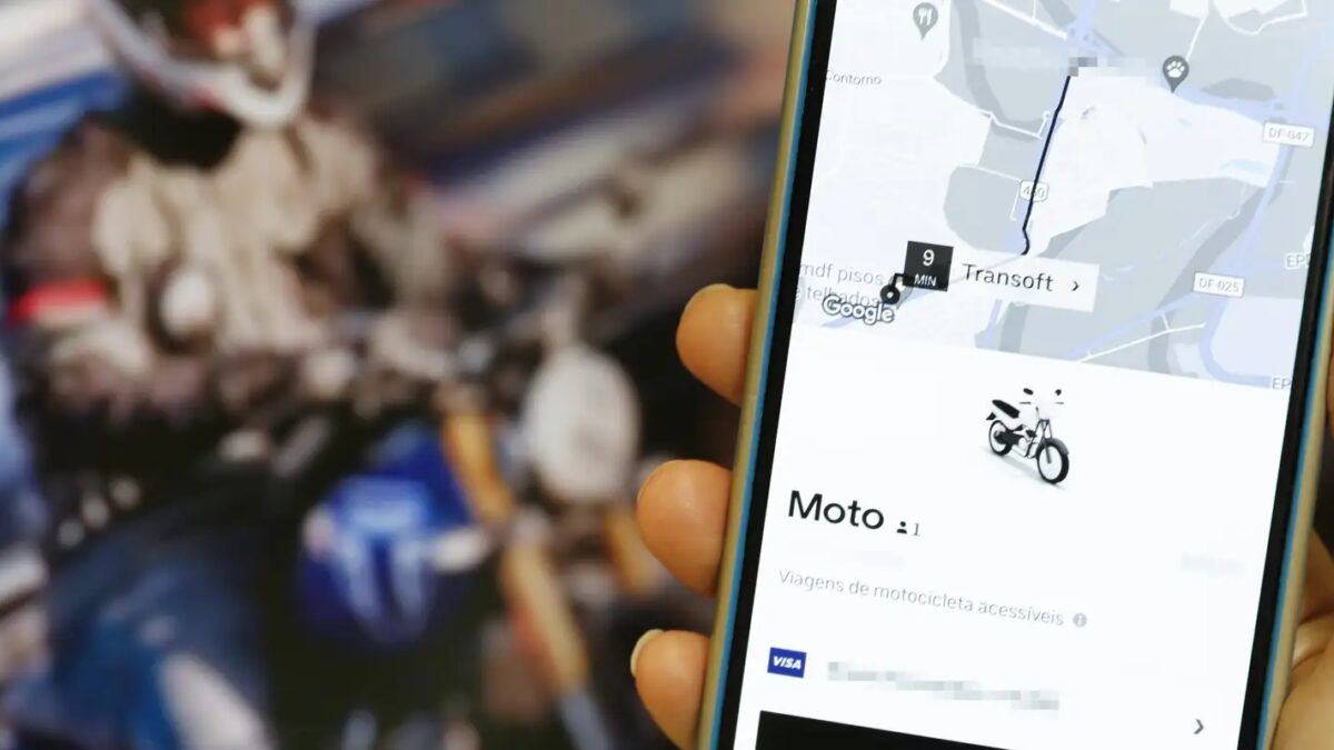 STF adia julgamento sobre vínculo empregatício de motoristas de aplicativos