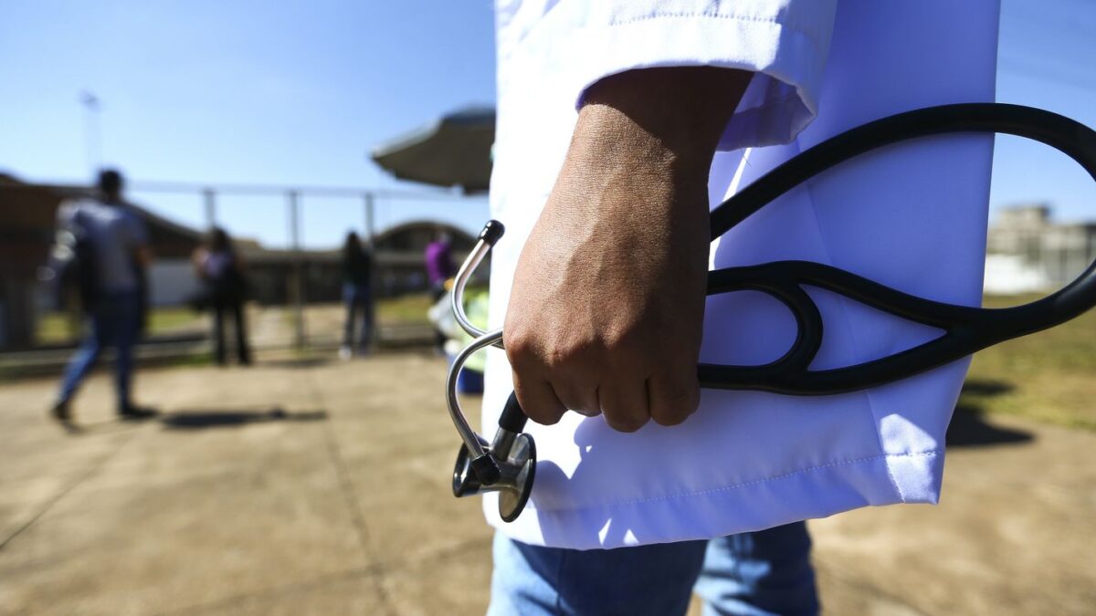 STJ restabelece sanções a 107 cursos de medicina com notas baixas no Enamed