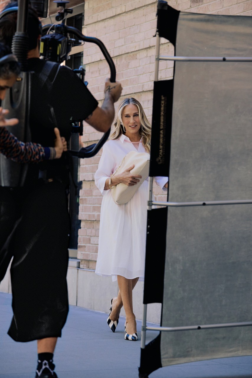 Sarah Jessica Parker brilha em nova microssérie da Arezzo; confira os bastidores