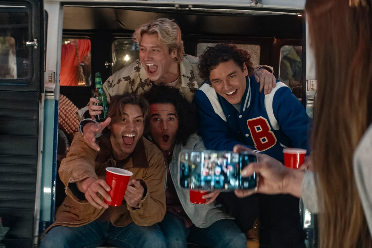 Shay Rudolph é escalada como irmã de Dean na 2ª temporada de Off Campus
