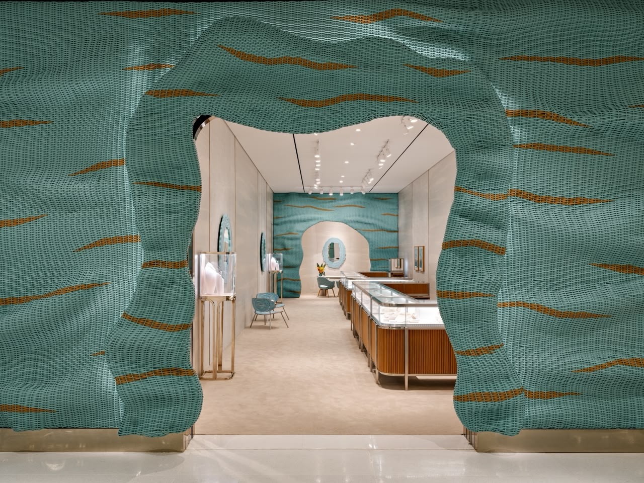 Tiffany & Co. inaugura pop-up no Shopping JK Iguatemi com design inspirado na natureza