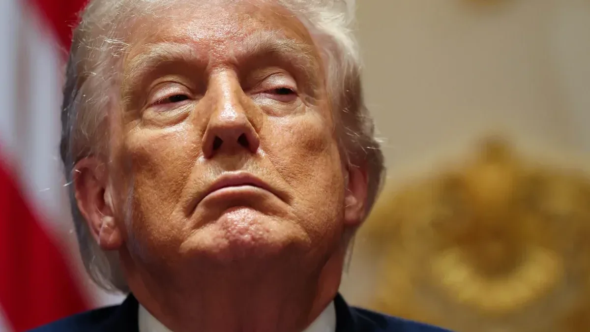 Trump retoma negociações com Irã após cancelar ataque militar planejado