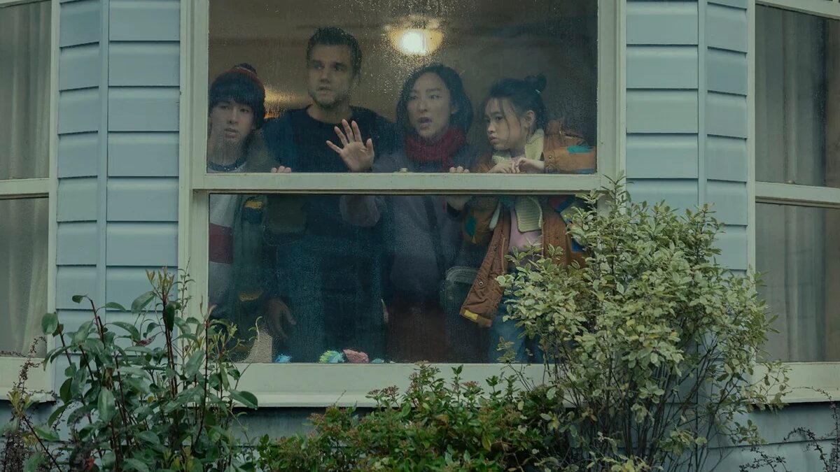 Wagner Moura e Greta Lee enfrentam desafios aquáticos em A Última Casa, da Netflix