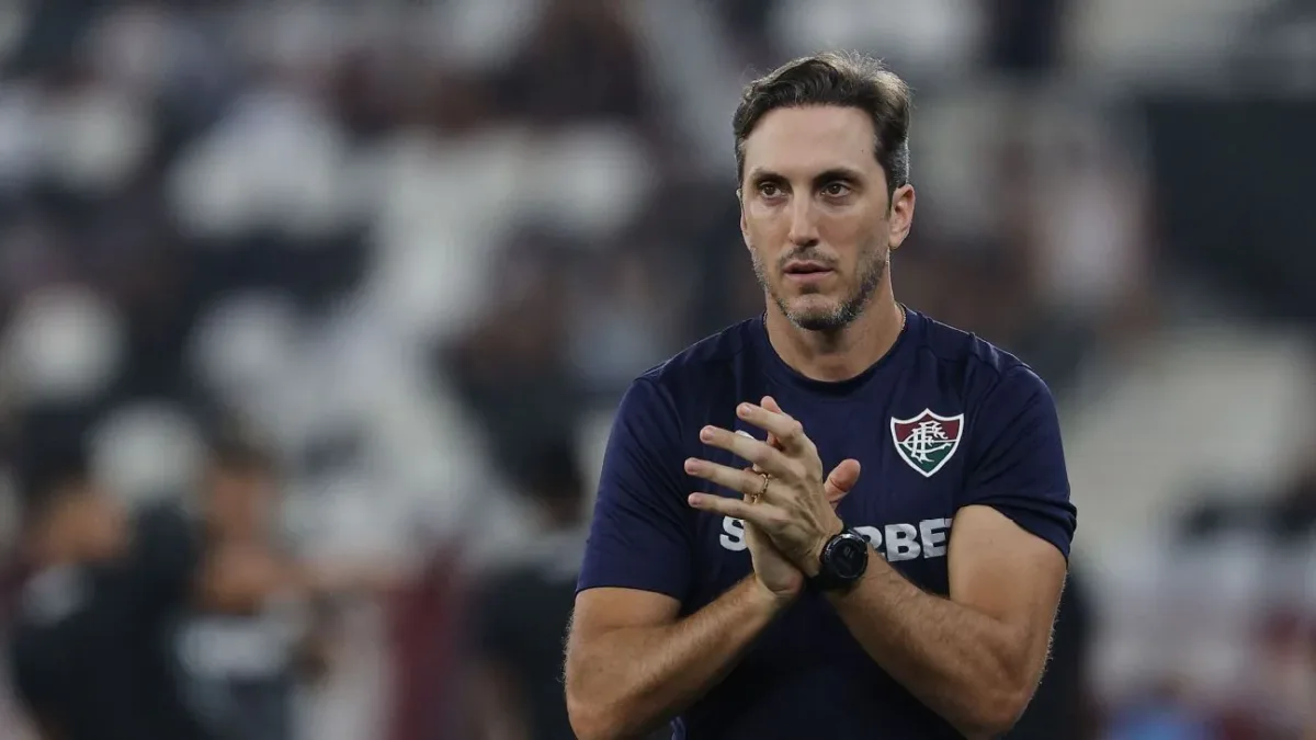 Zubeldía reconhece críticas da torcida após empate do Fluminense no Brasileirão
