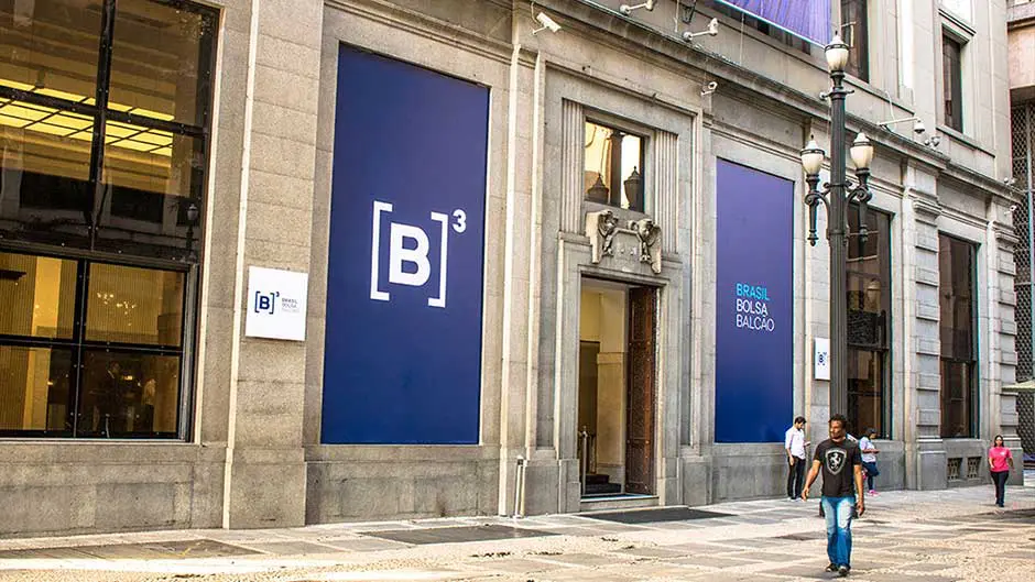 B3 implementa IA e reduz em 35% o tempo de entrega de softwares