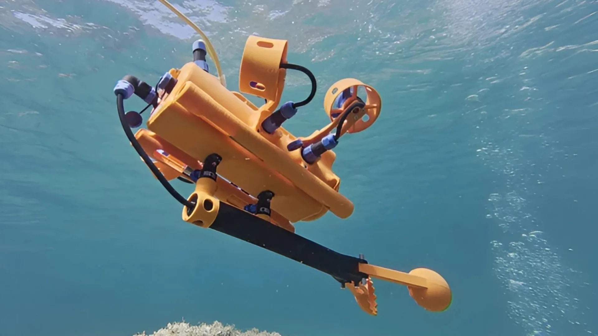 BentiX lança drone submarino compacto que explora locais inacessíveis a mergulhadores