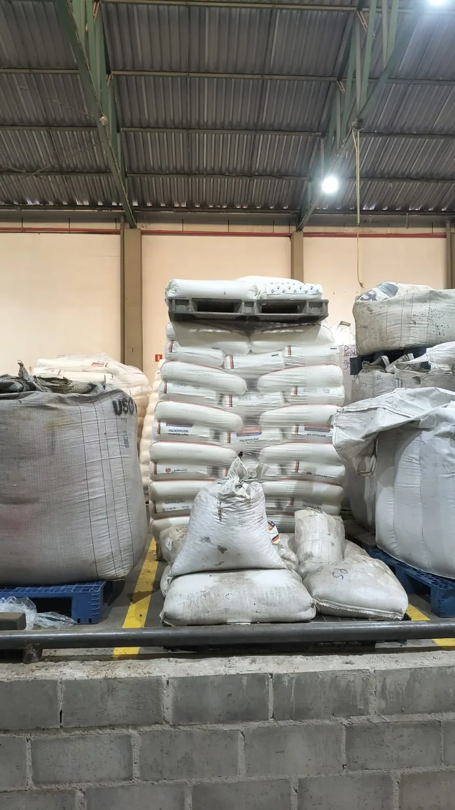 DIG apreende 6 toneladas de resina furtada em Americana; flagrante por receptação