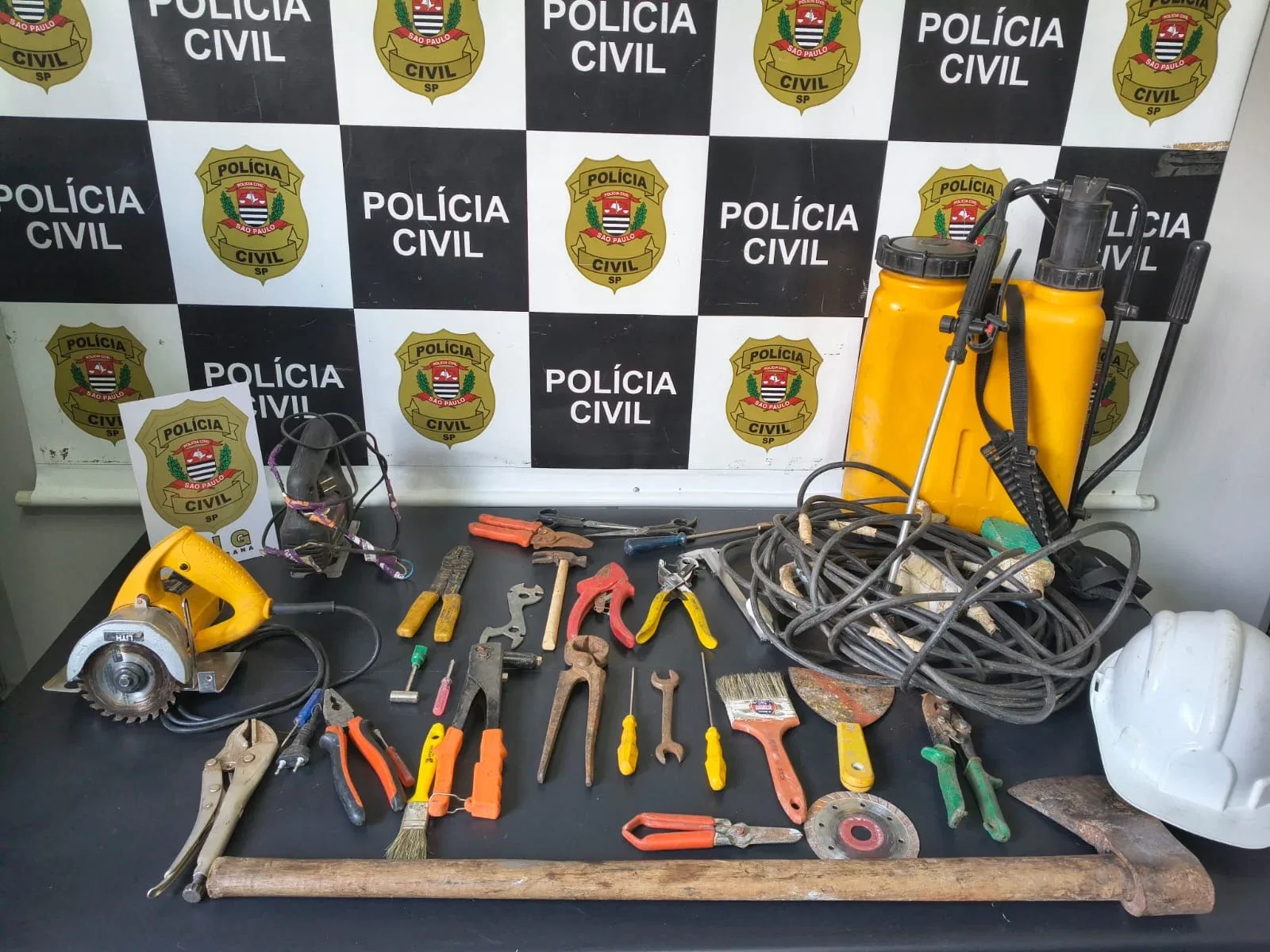 DIG indiciou trio por golpe do gato contra idosa e apreende materiais em Piracicaba
