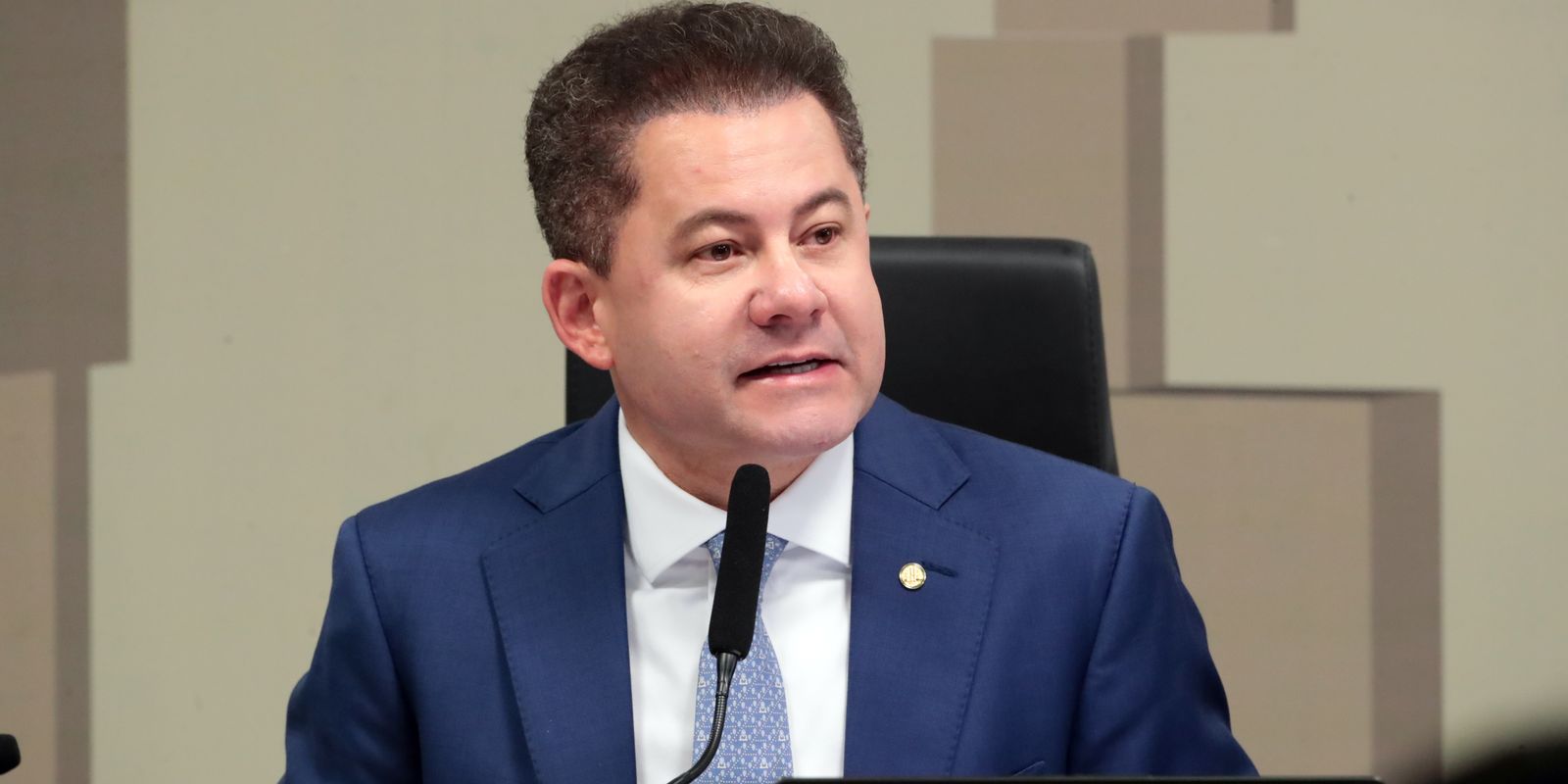 Deputado Cezinha de Madureira é investigado por tráfico de influência no STF