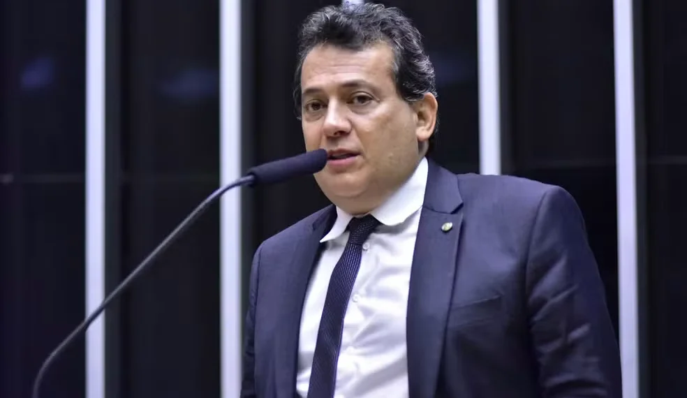Deputado federal Ricardo Abrão (PSDB) é alvo de operação da PF no RJ