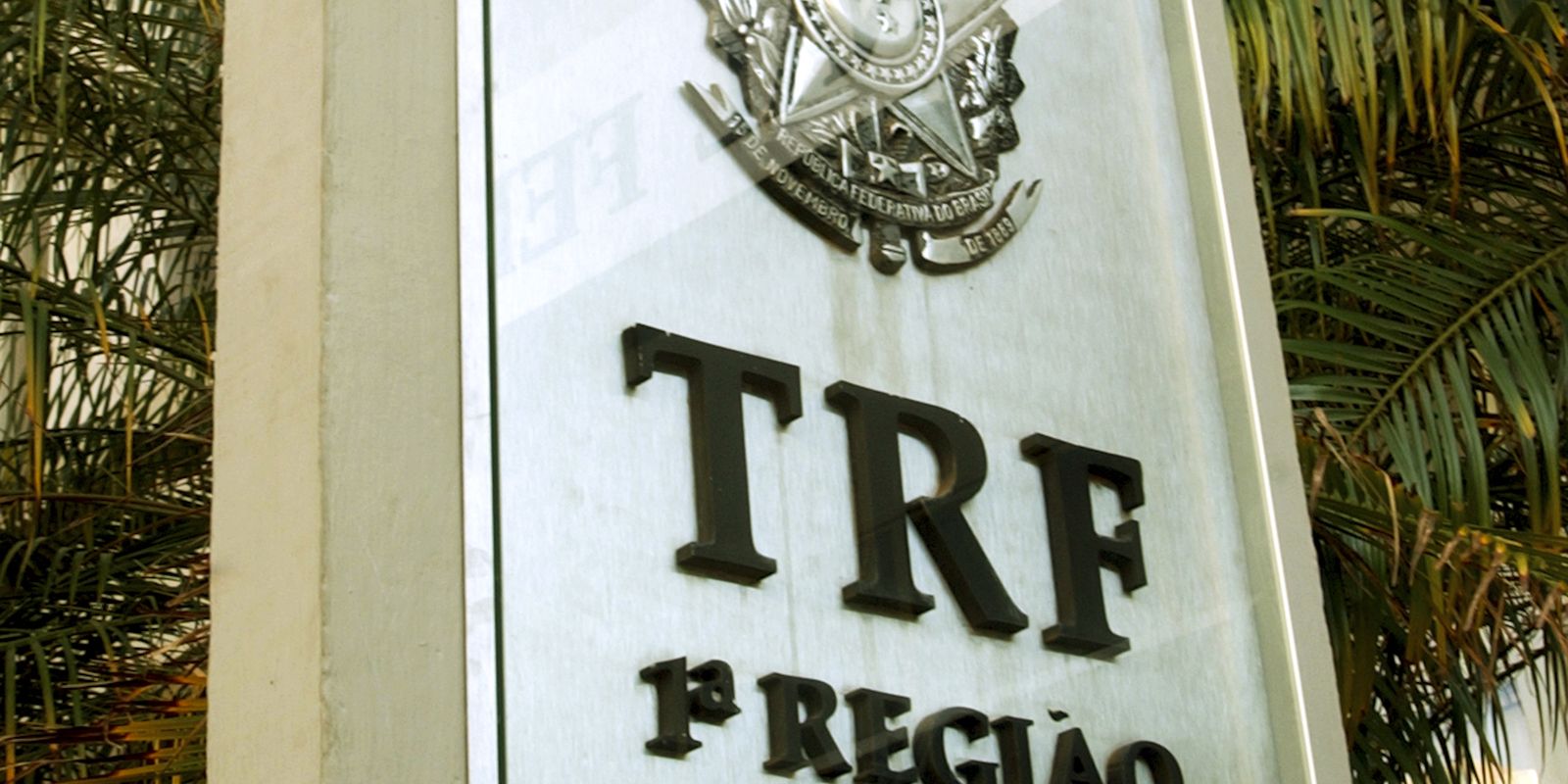 Desembargador mantém cobrança de 12% de imposto sobre exportação de petróleo