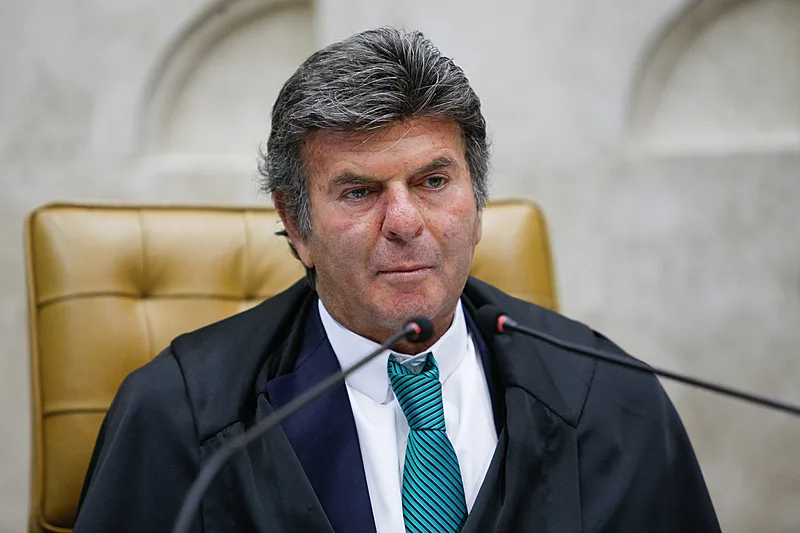 Diálogos revelam que Vorcaro financiou homenagem a Fux em Nova York