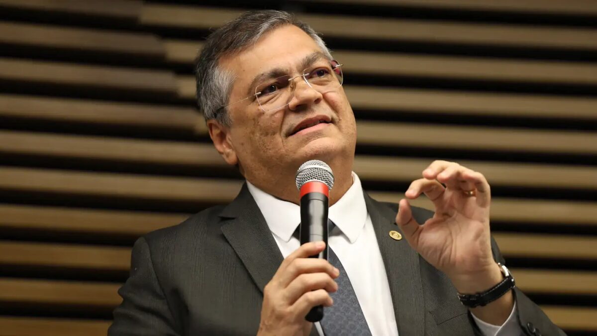 Dino determina revisão das regras da CVM após falhas apontadas por Transparência Internacional