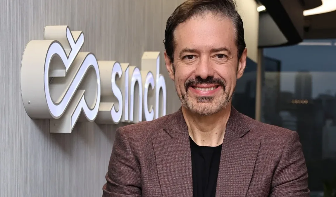Empresas priorizam IA para fidelização de clientes, aponta pesquisa da Sinch
