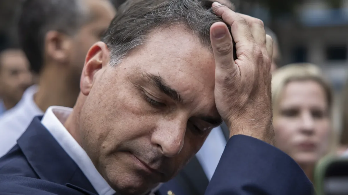 Entidades brasileiras alertam ONU sobre riscos de vitória de Flávio Bolsonaro