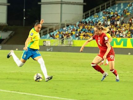 Futebol feminino ganha destaque e oportunidades antes da Copa do Mundo de 2027