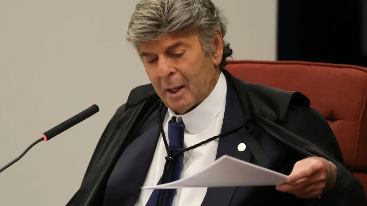 Fux relatará ação sobre entradas de esposa de Moraes no Senado