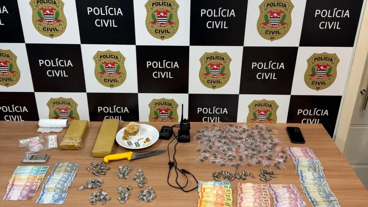 Homem é preso e adolescente apreendido por tráfico de drogas em Piracicaba