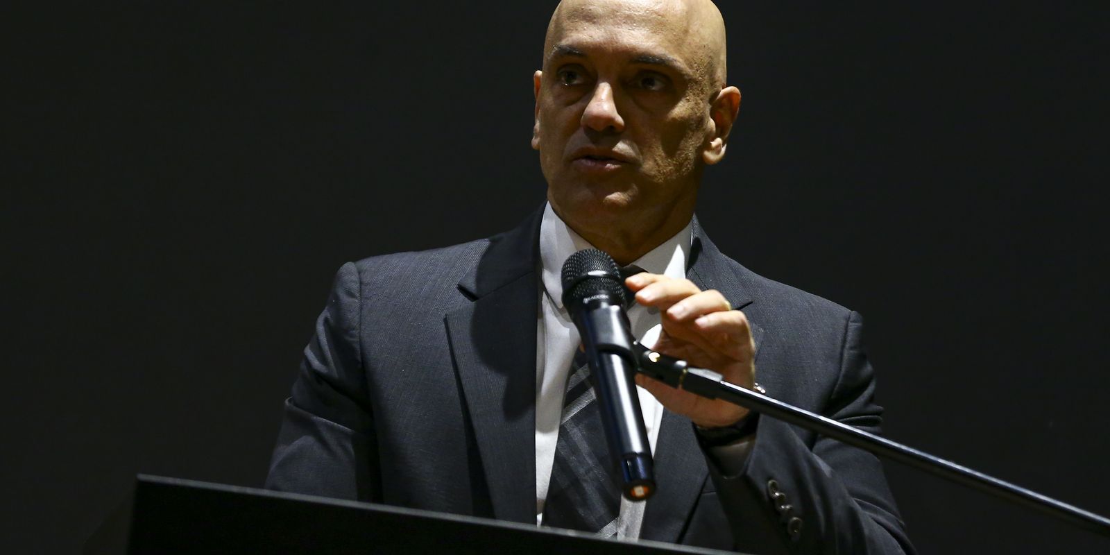 Moraes classifica relatório de Mendonça como inconstitucional e ilegal antes de julgamento