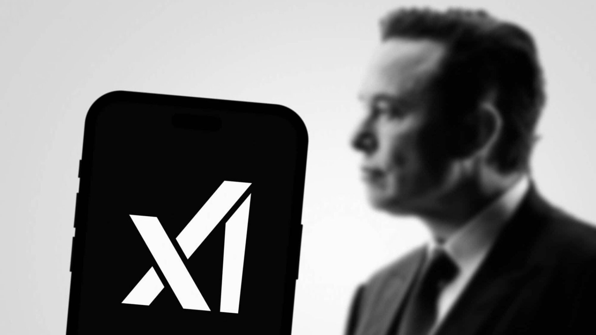 Musk encerra processo contra Apple, mas mantém ações contra OpenAI