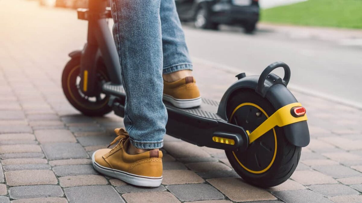Patinetes elétricos não poderão mais circular nas calçadas de São Paulo
