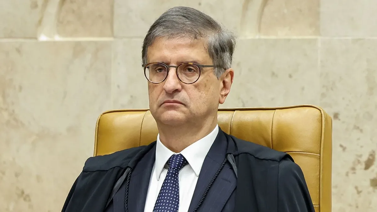 Paulo Gonet nega vínculos com ex-banqueiro Daniel Vorcaro durante julgamento no STF