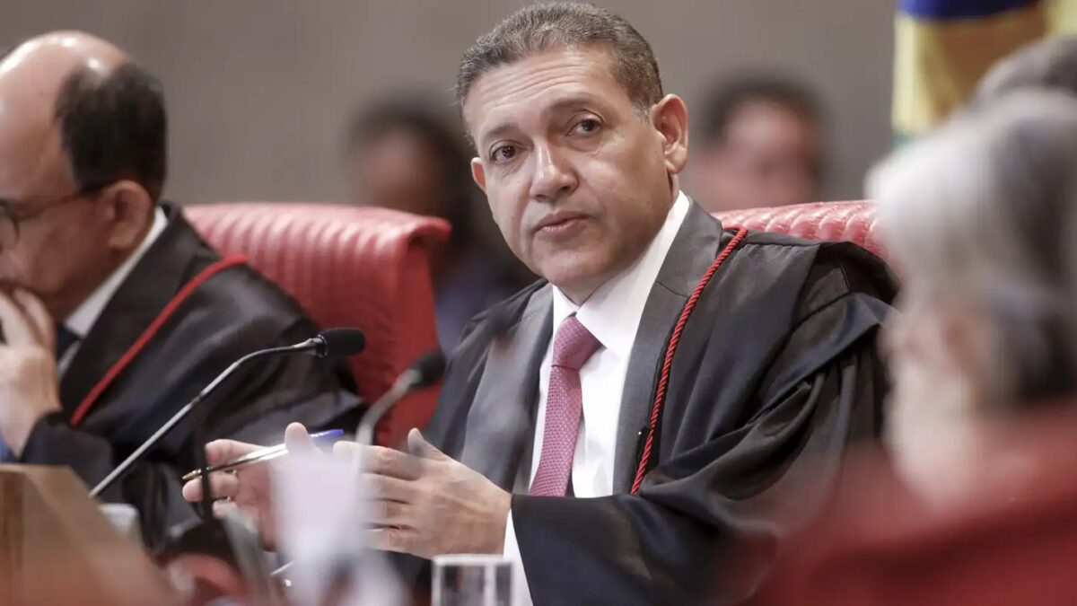 Presidente do TSE critica interferência do STF em decisões eleitorais