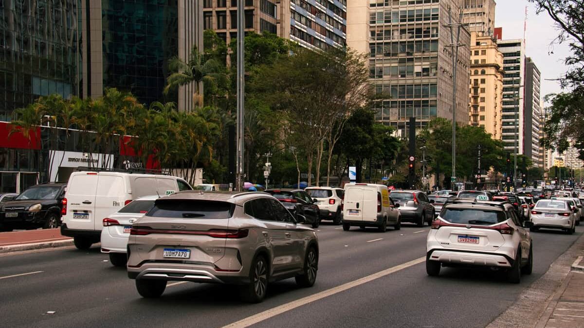 Produção de carros no Brasil atinge maior nível em 7 anos com 271,2 mil unidades em agosto