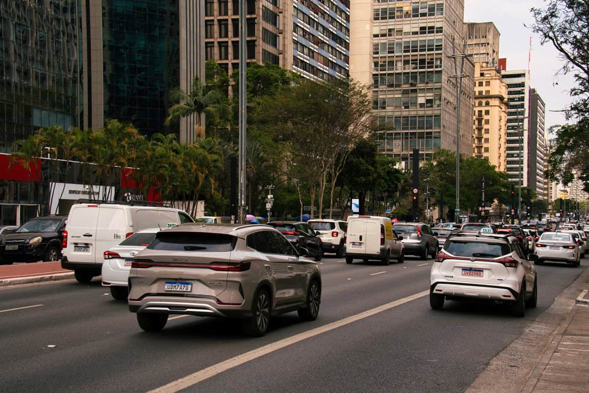 Produção de carros no Brasil atinge maior nível em 7 anos com 271,2 mil unidades em agosto