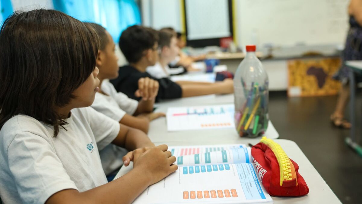 Professores da rede pública têm 8 mil vagas gratuitas para pós-graduação