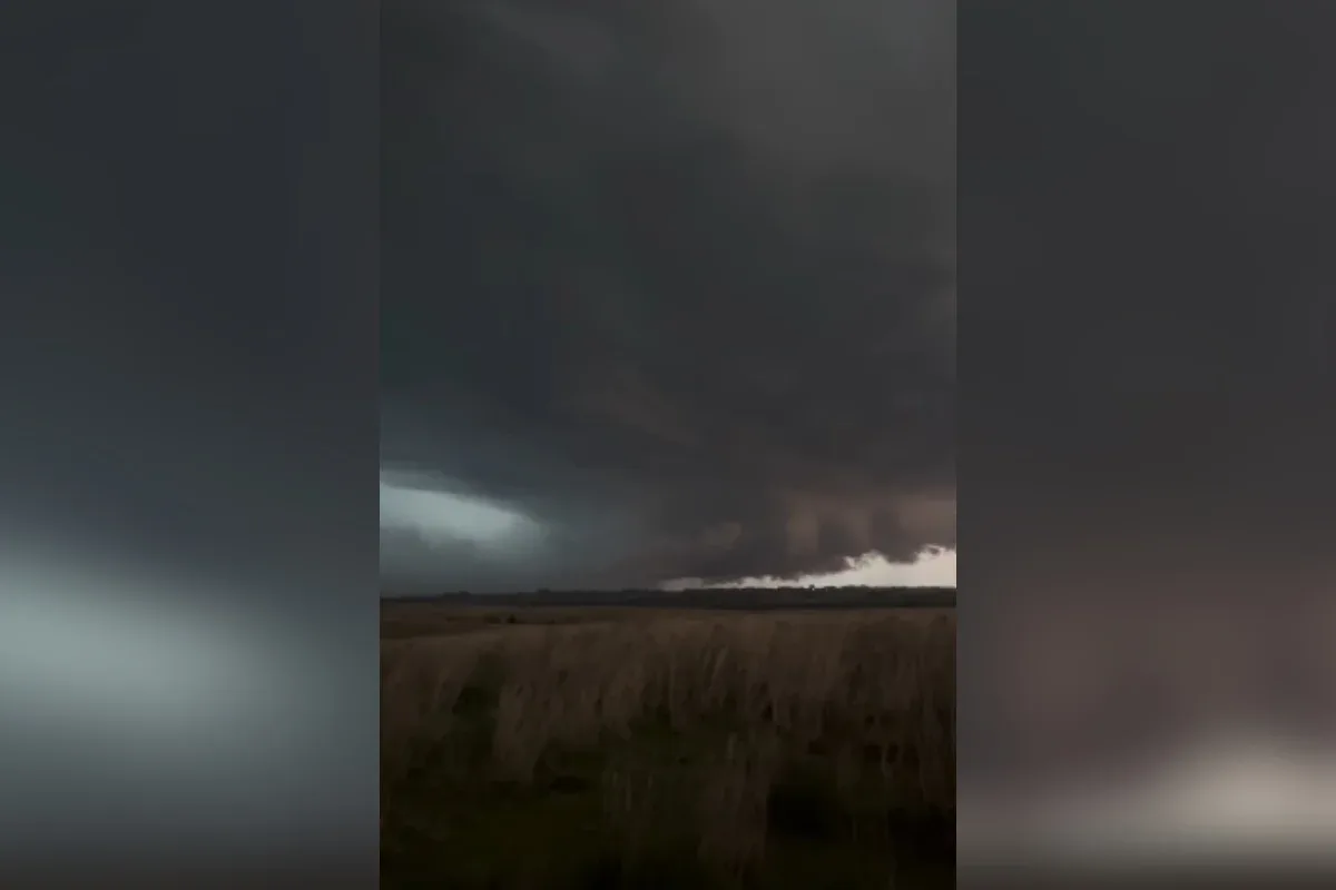 Supercélula provoca temporais e granizo em Alegrete, Rio Grande do Sul