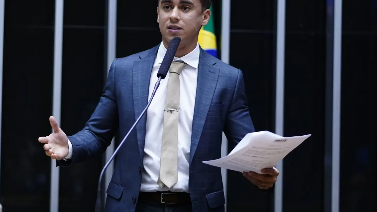 TSE determina que Nikolas Ferreira retire postagem com desinformação sobre Lula