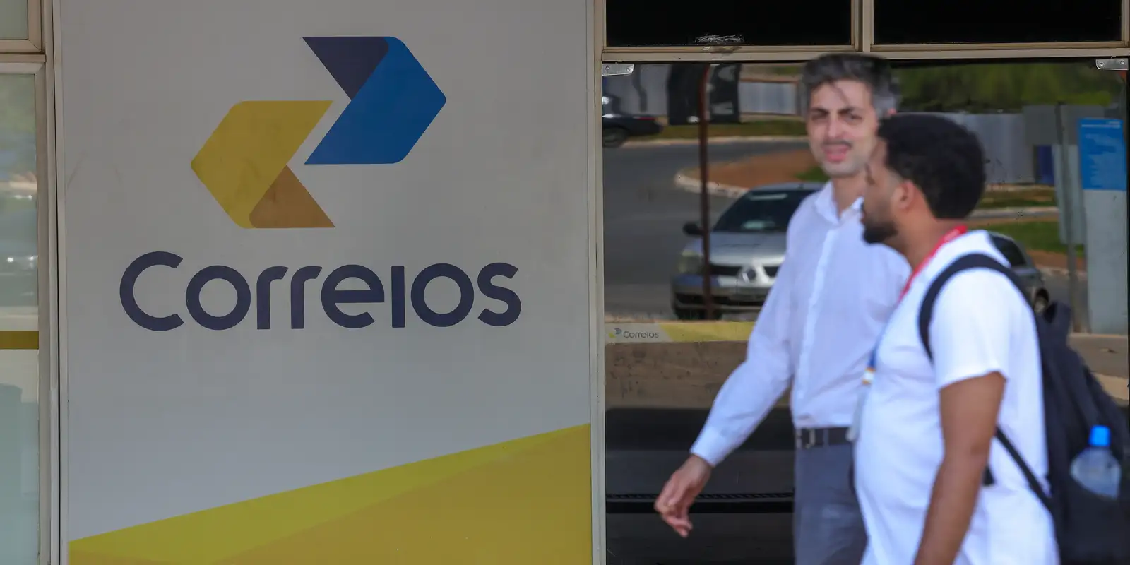 TST suspende julgamento de dissídio da greve dos Correios e retoma na quinta-feira