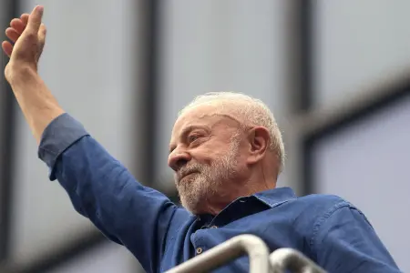 Governo Lula anuncia perdão de dívidas do MEI, aumento do teto de faturamento e capital semente de R$ 5 mil