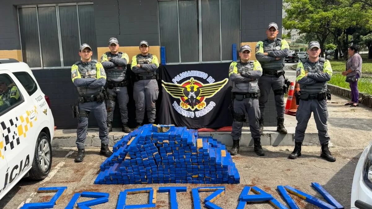 BPTran e FICCO prendem traficantes com 726 kg de maconha em São Paulo