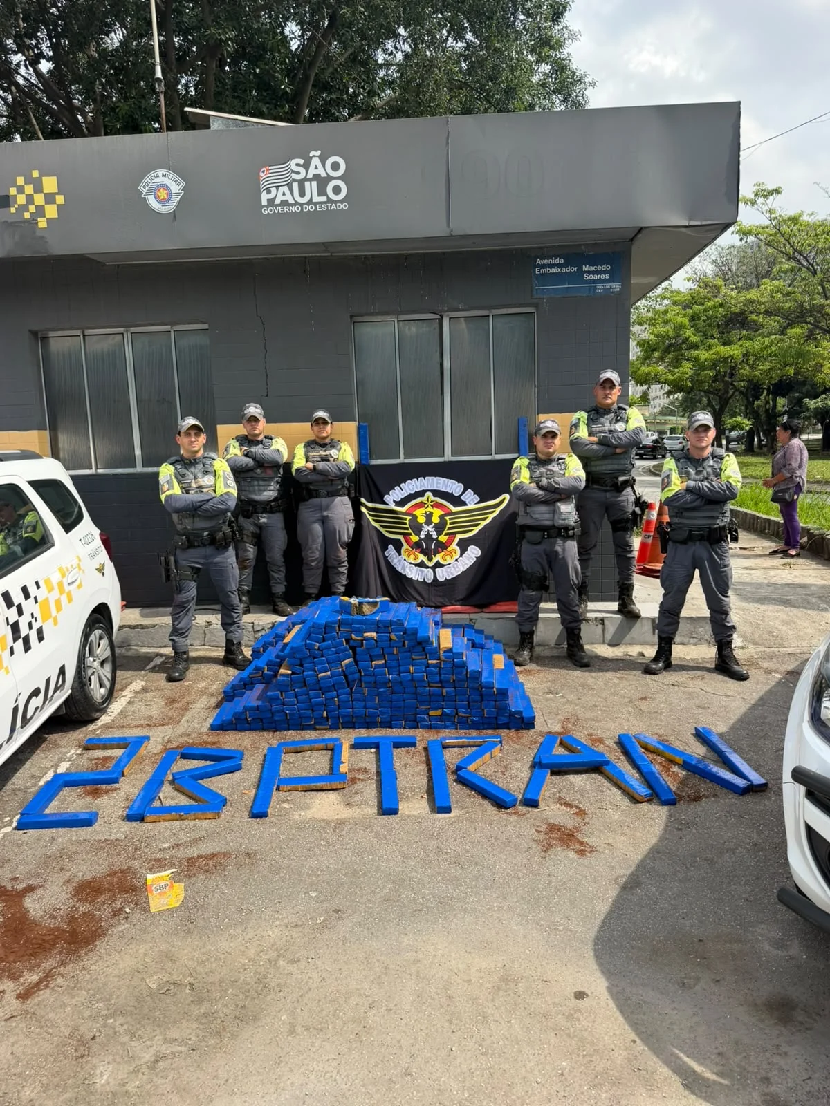 BPTran e FICCO prendem traficantes com 726 kg de maconha em São Paulo