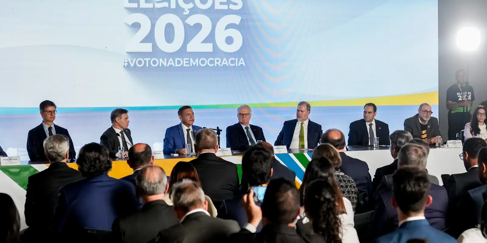 Congestionamento no sistema de dados causa atraso na apuração de votos, diz TSE