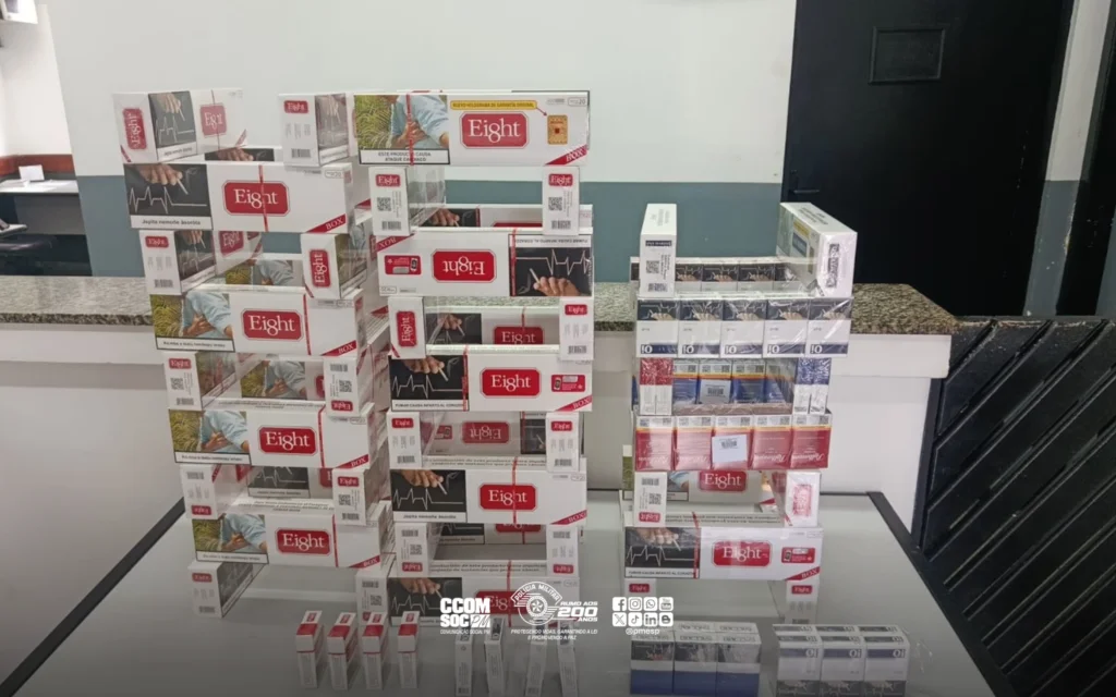 PM apreende adolescente com 920 maços de cigarros contrabandeados em Suzano
