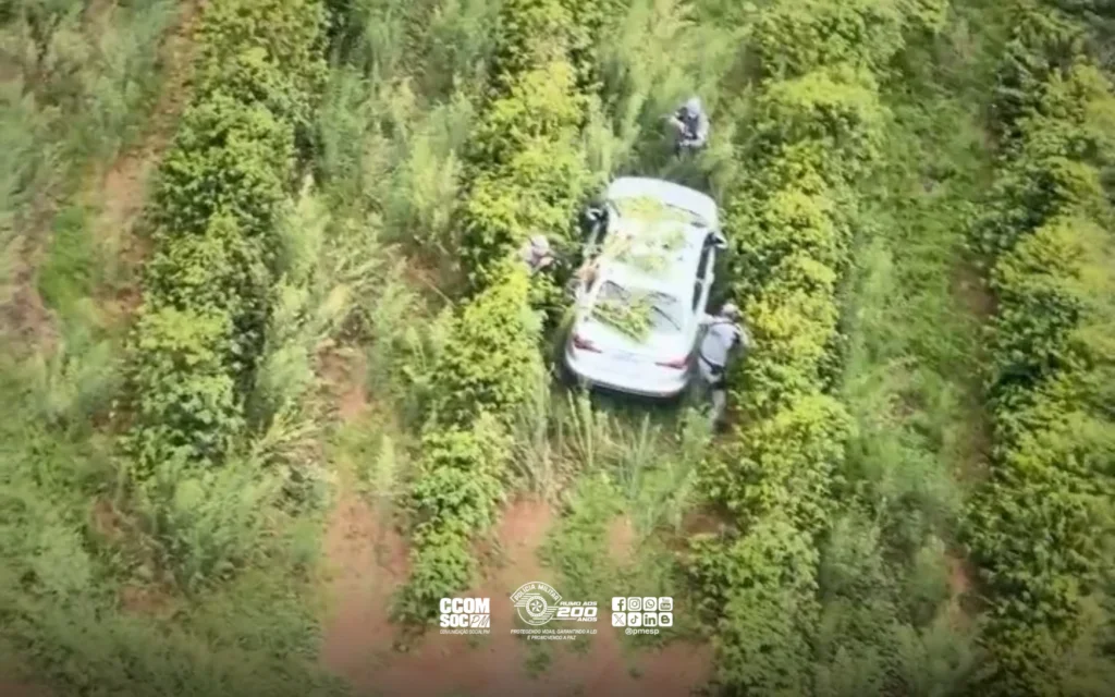 PM apreende carro usado em roubo a residência em Bauru, SP