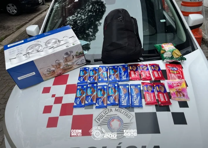 PM detém criminosos por furtos em loja no Shopping Interlagos em SP
