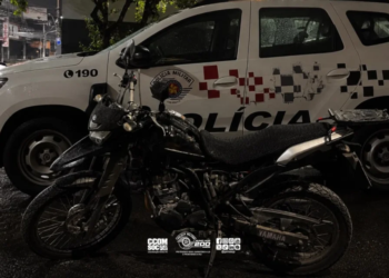 PM prende homem por furto de moto em Itaquaquecetuba, SP, após rastreamento