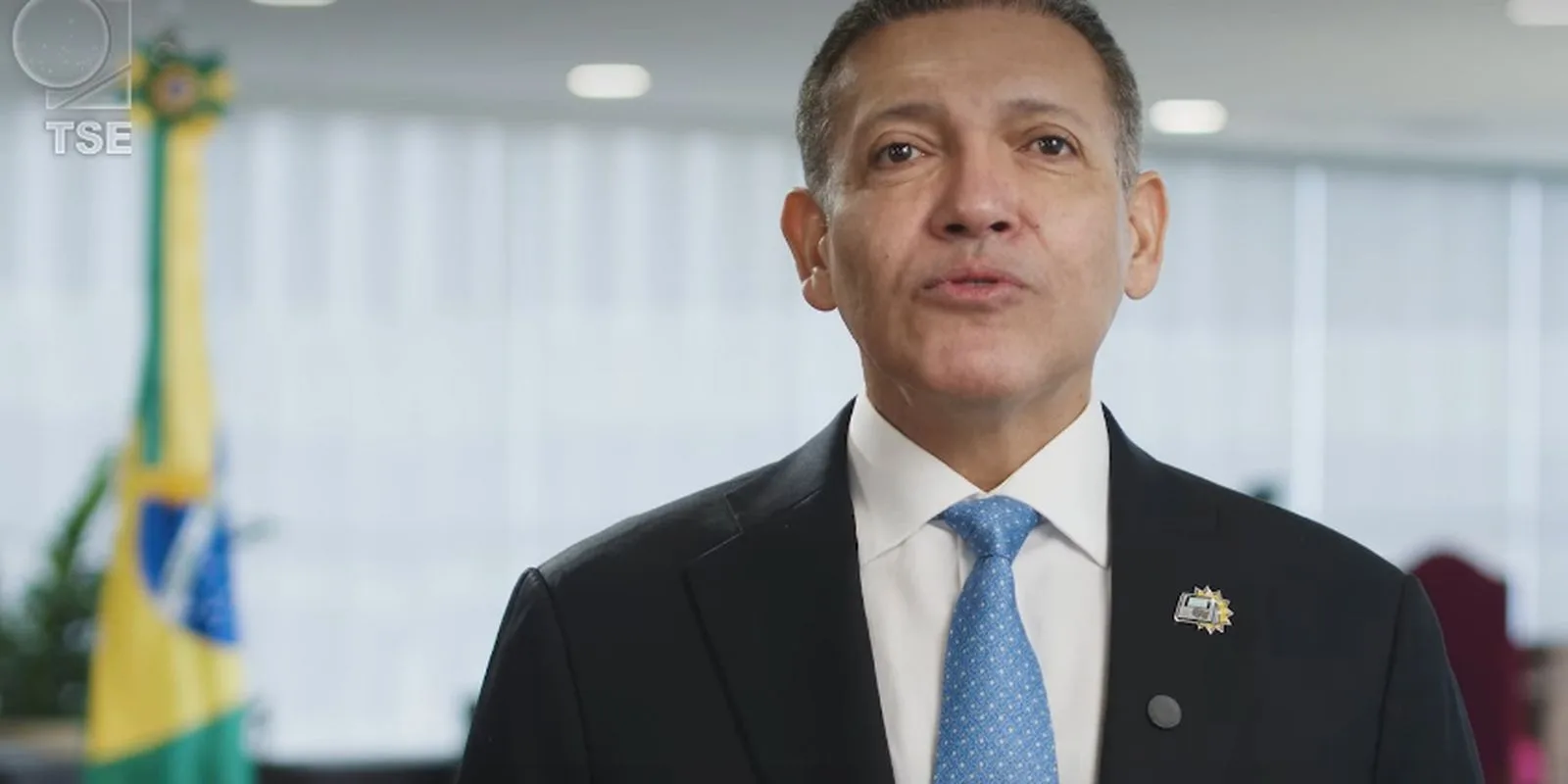 Presidente do TSE reafirma voto como direito fundamental dos brasileiros